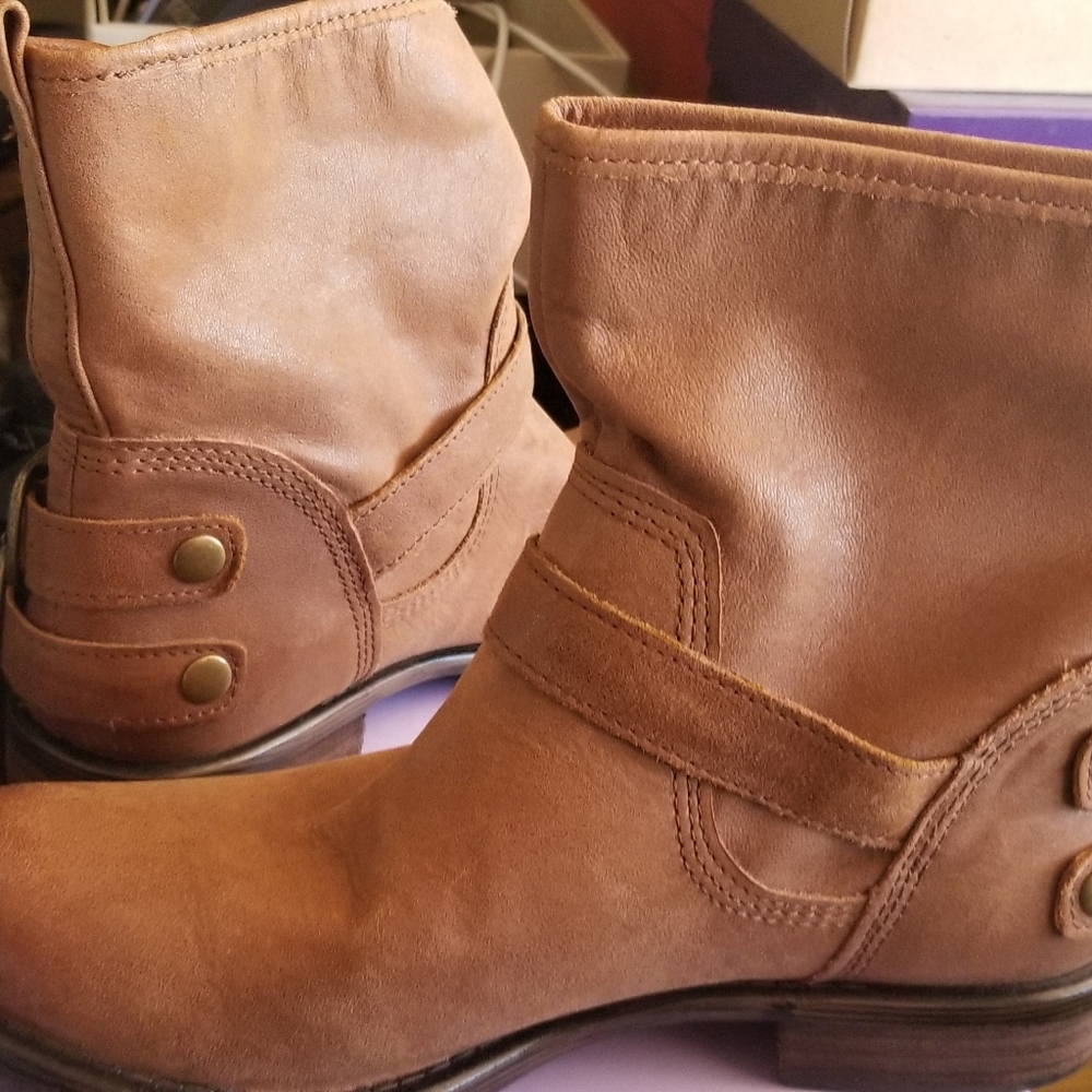 Booties - Picture 2 of 6